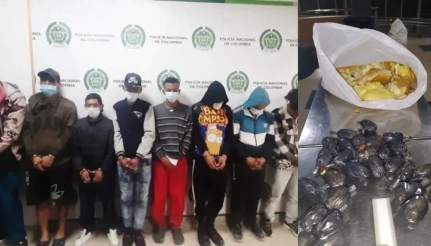 Capturados y parte de la droga incautada.