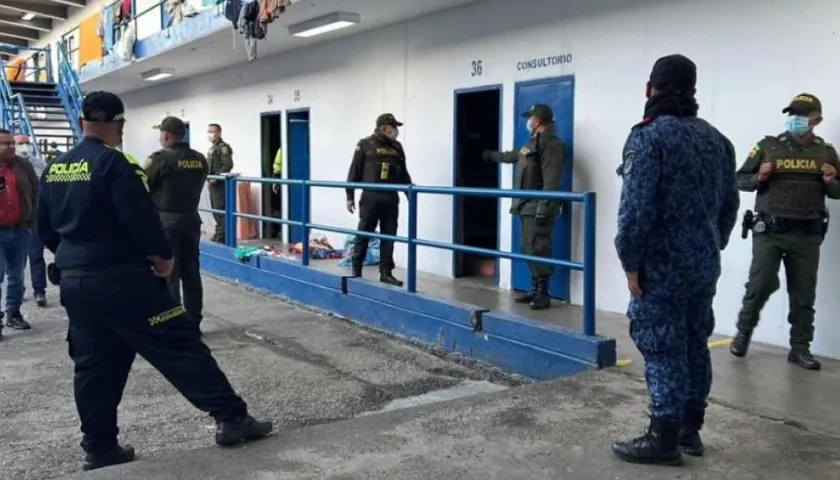 Operativo de la Policía.  