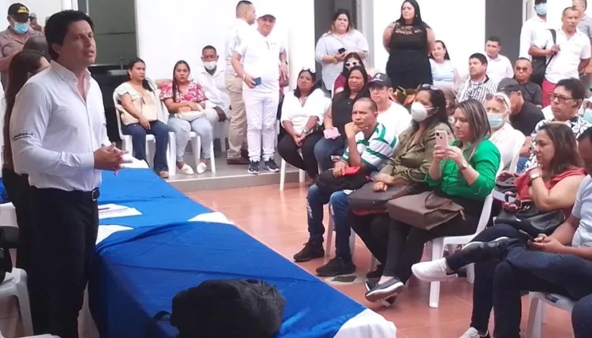 El Personero Miguel Ángel Alzate, coordinando el proceso.