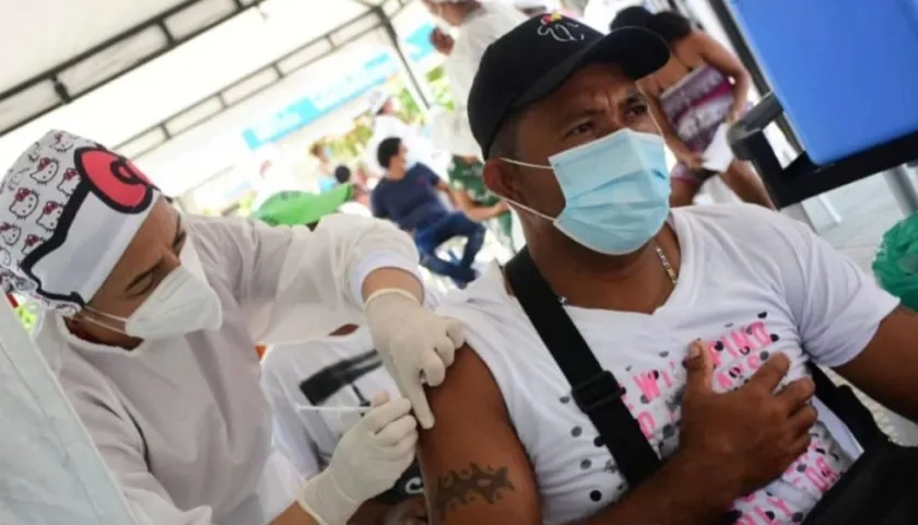 Uno de los objetivos es aplicar el primer y segundo refuerzo contra Covid