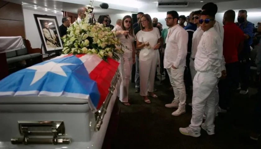 Acto fúnebre en San Juan.