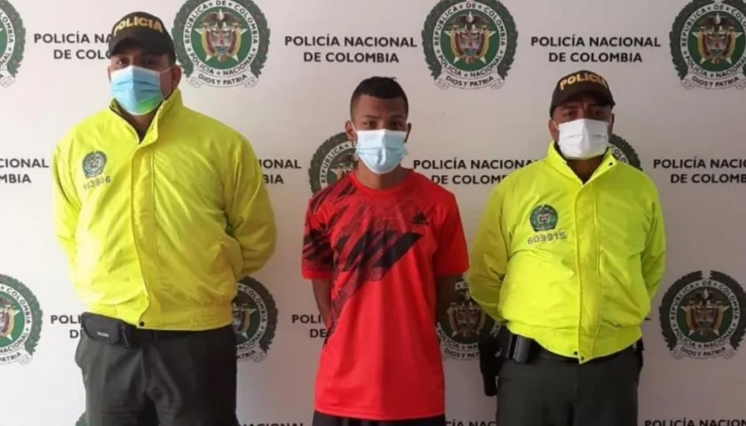 Julio César Román cuando fue recapturado en agosto del 2021. 