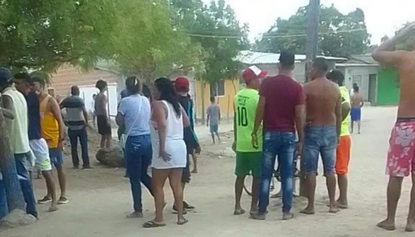 Lugar donde fue baleado el hombre en Santo Tomás. 