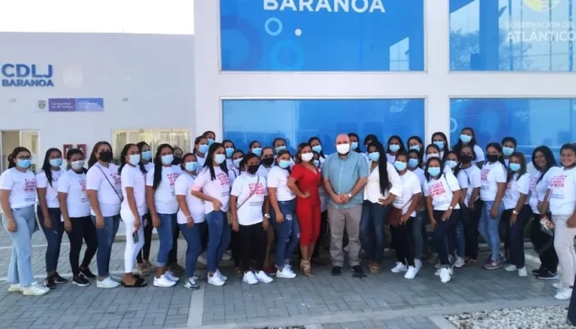 Grupo de mujeres participantes en el proyecto.