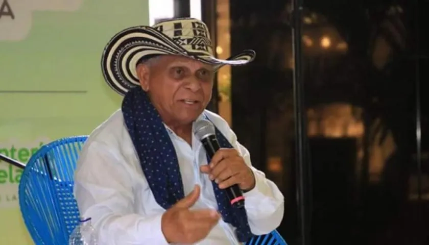 El maestro Adolfo Pacheco Anillo.