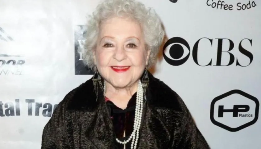 La actriz Estelle Harris.