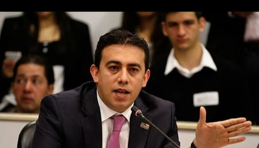 Alexander Vega, Registrador Nacional.