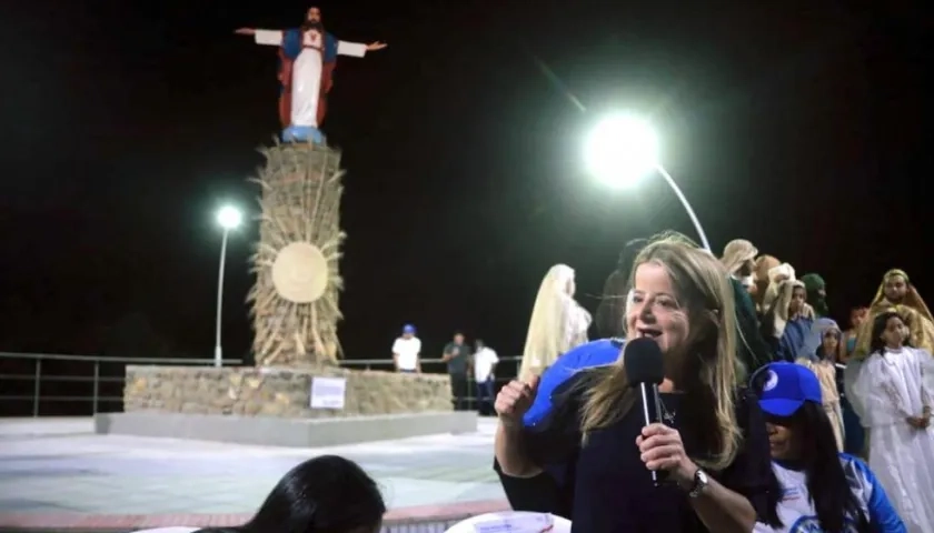 La Gobernadora Elsa Noguera durante la inauguración.