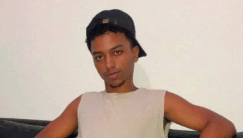 Edwin Antequera Jr., hijo de Mr. Black.