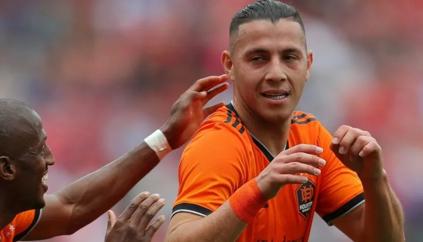 Sebastián Ferreira celebra tras su gol. 