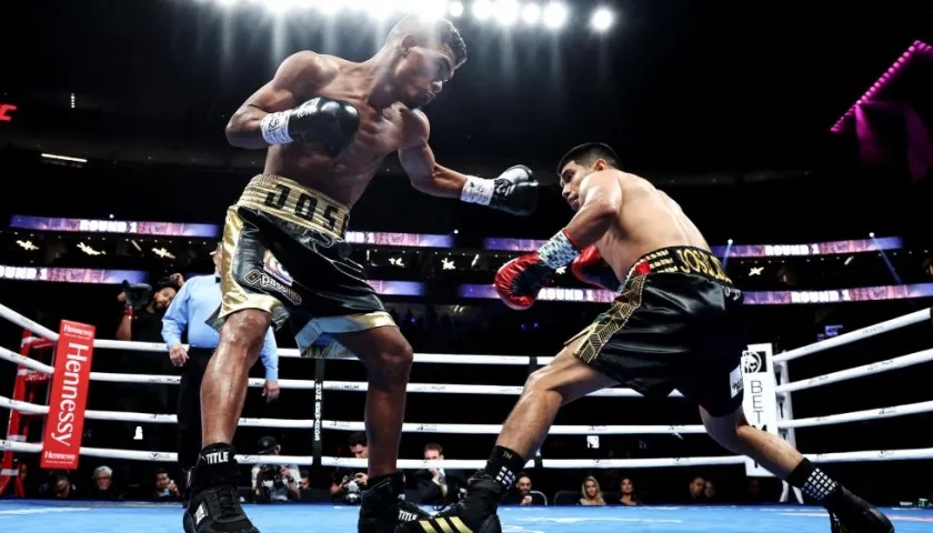 Momento del combate entre José Soto y Joselito Velásquez. 