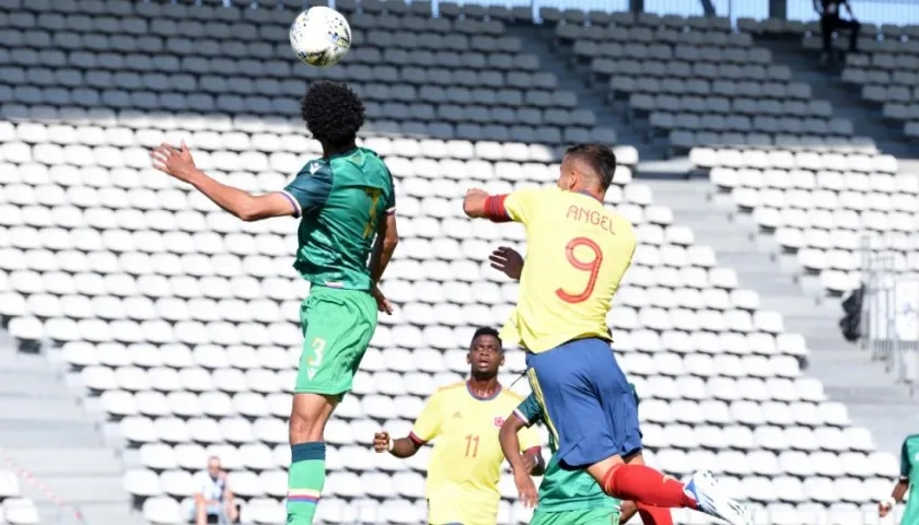 Tomás Ángel, delantero de Colombia. 