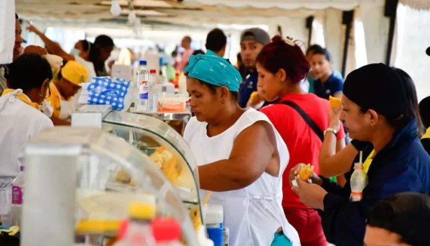 Uno de los escenarios del festival de la arepa de huevo.