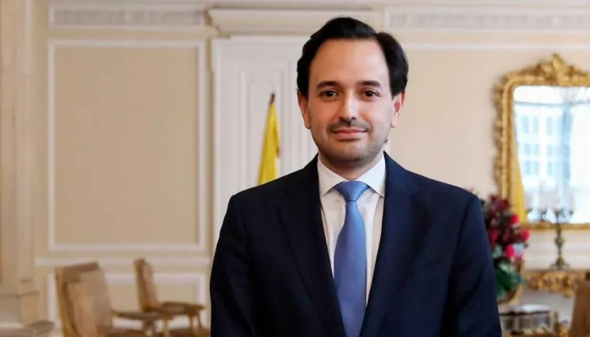 Diego Mesa, Ministro de Minas y Energía.