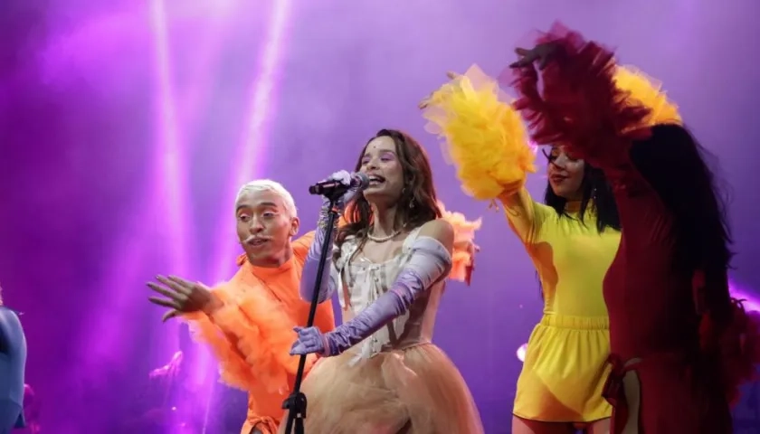 Catalina García, vocalista de Monsieur Periné.