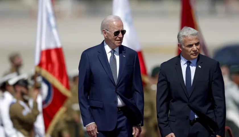 El presidente de Estados Unidos, Joe Biden, y el primer ministro en funciones de Israel, Yair Lapid.