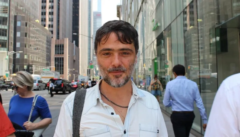 El músico y componente de la colombiana Bomba Estéreo, Simón Mejía.