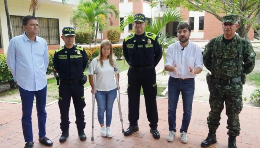 Las autoridades locales al término del consejo de seguridad.