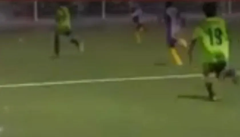 Hubo pánico entre los niños que jugaban y sus padres de familia.