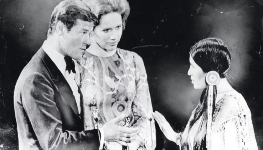 Momento de la entrega del premio.