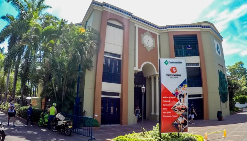 Sede de Comfamiliar Huila EPS.