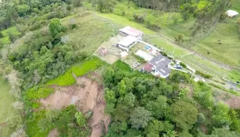 Las fuertes lluvias han provocado deslizamientos en varias zonas del país.