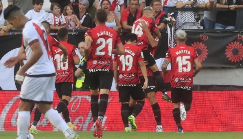 Falcao se lamenta tras el segundo gol del Osasuna.