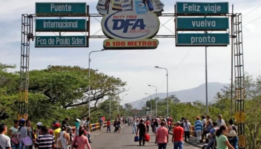 Puente Francisco de Paula Santander.
