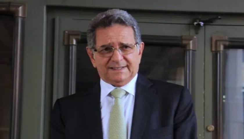 Julio Manzur Abdala, exsenador Conservador.
