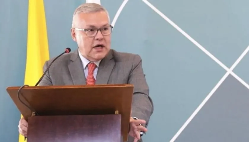 Néstor Osuna, ministro de Justicia y el Derecho.