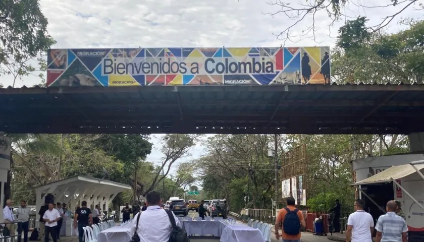 Apertura puente internacional José Antonio Páez.