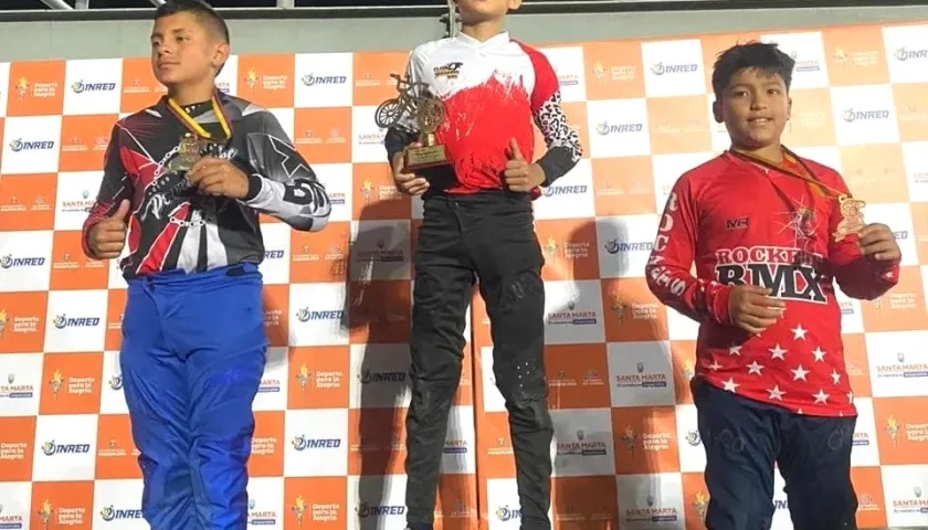 Juan Esteban Robles Garcés durante la premiación.