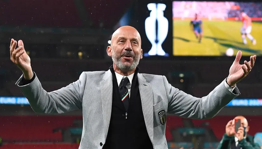 Hasta diciembre pasado, Vialli fue jefe de delegación de la selección italiana.