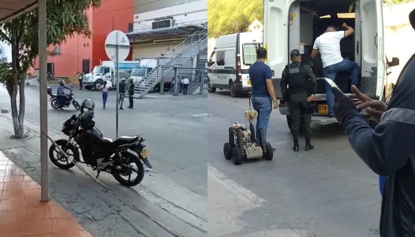 Policía Antiexplosivos en las afueras del centro comercial Plaza del Sol.