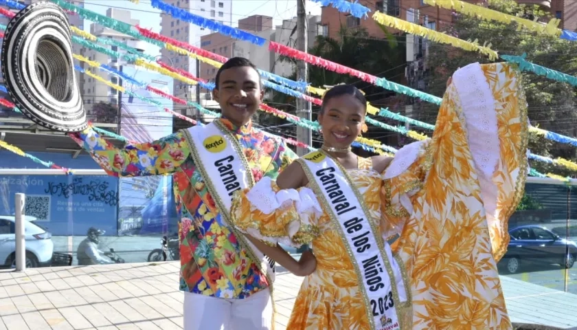 Tahiana Rentería y Diego Chelia, Reyes del Carnaval de los Niños 2023.