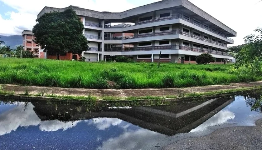 Universidad de Carabobo.