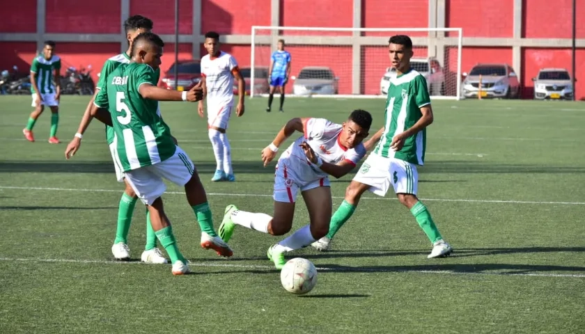 Acción del partido entre Atlántico y Cesar. 