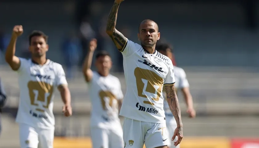 Dani Alves fue despedido por Pumas el pasado 20 de enero. 