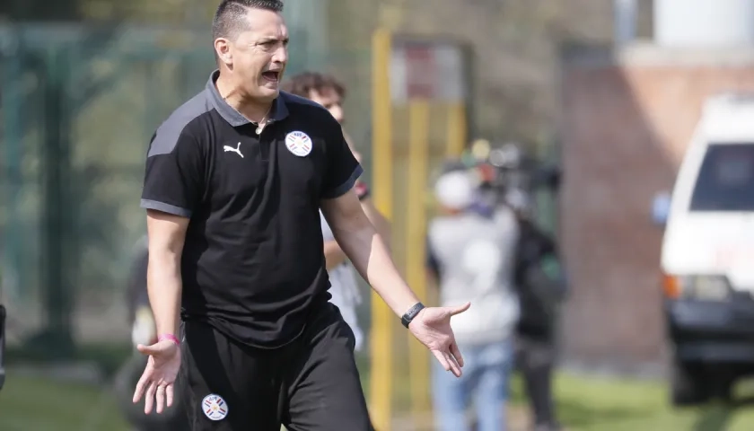 Aldo Bobadilla, entrenador de la selección paraguaya Sub-20.