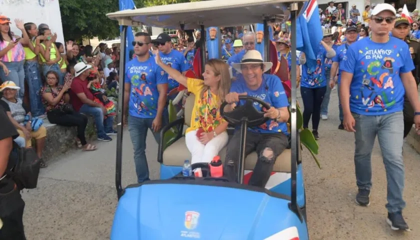 La gobernadora Elsa Noguera en la Ruta de Tradición del Carnaval.