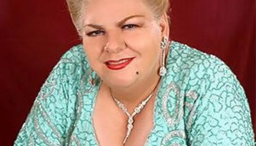 La cantante Paquita la del Barrio recae en su salud.