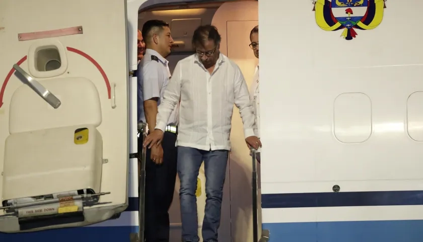 Petro hace parte de los 14 jefes de estado que asisten a la Cumbre Iberoamericana.