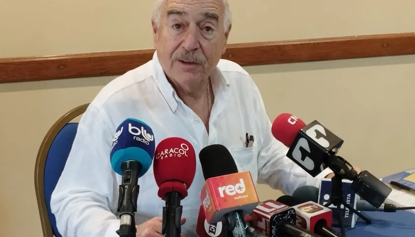 El expresidente Andrés Pastrana en rueda de prensa desde Barranquilla