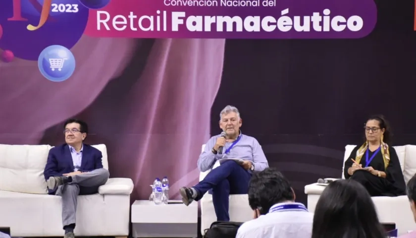 El exministro Fernando Ruiz en la Convención Nacional del Retail Farmacéutico