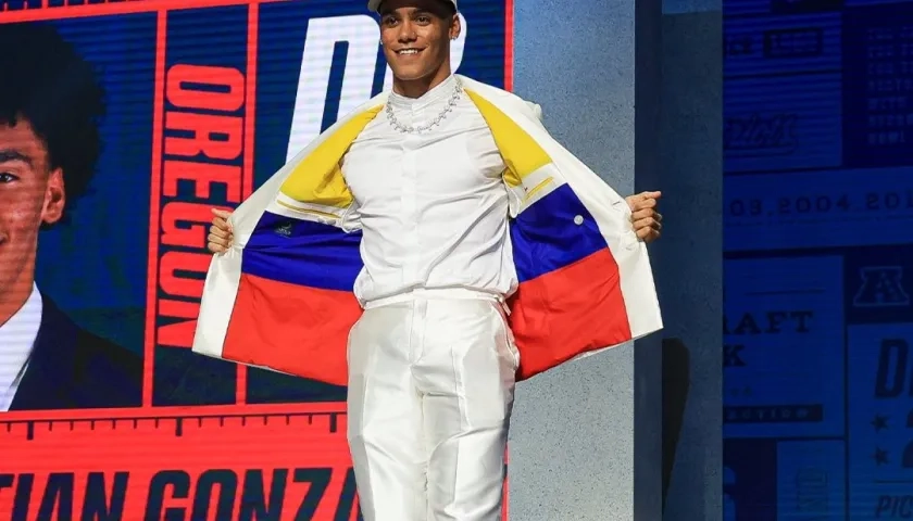 Christian González mostró con orgullo los colores de la bandera colombiana.