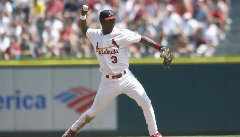 Édgar Rentería jugó con los Cardenales entre 1999 y 2004. 