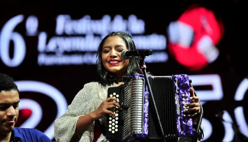 Wendy Corzo, nueva Reina Vallenata Categoría Mayor 2023