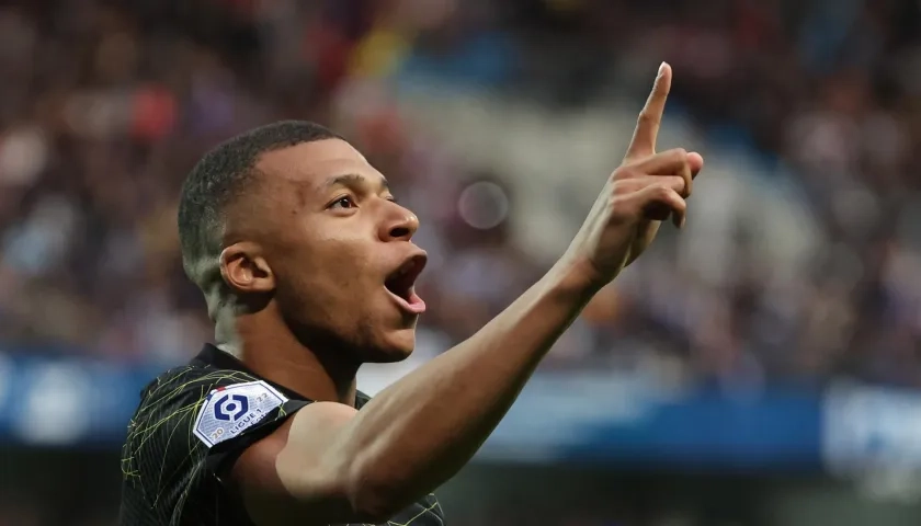 Kylian Mbappe celebra