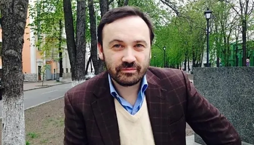 Opositor ruso Ilya Ponomarev