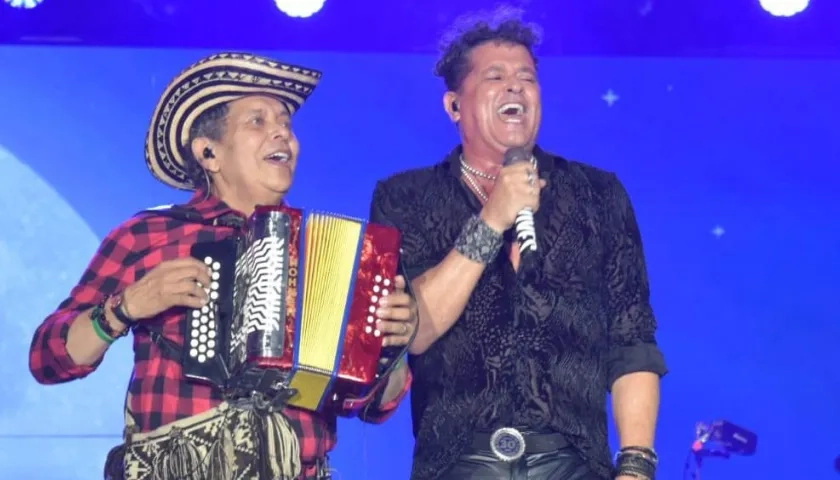 Carlos Vives y su acordeonero Egidio Cuadrado.